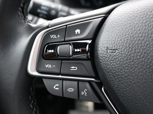 Used 2018 Honda Accord Sport image 35