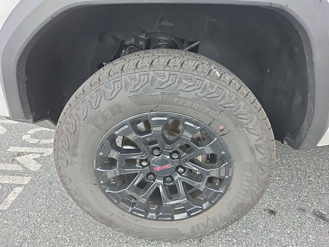 Used 2026 GMC Canyon Elevation w/ Convenience Package AWD/4WD image 10