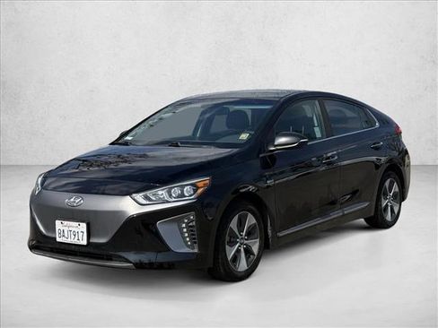 Used 2017 Hyundai Ioniq Limited image 1