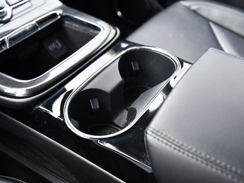 Used 2022 Lincoln Nautilus AWD w/ Premium Package image 30