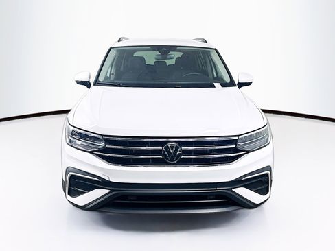 Used 2024 Volkswagen Tiguan S image 2