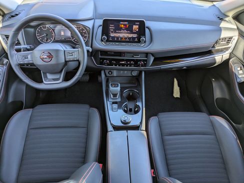 Certified 2025 Nissan Rogue SV image 16