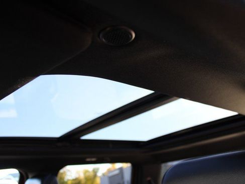 Used 2023 Ford F150 Lariat w/ Equipment Group 502A High image 9