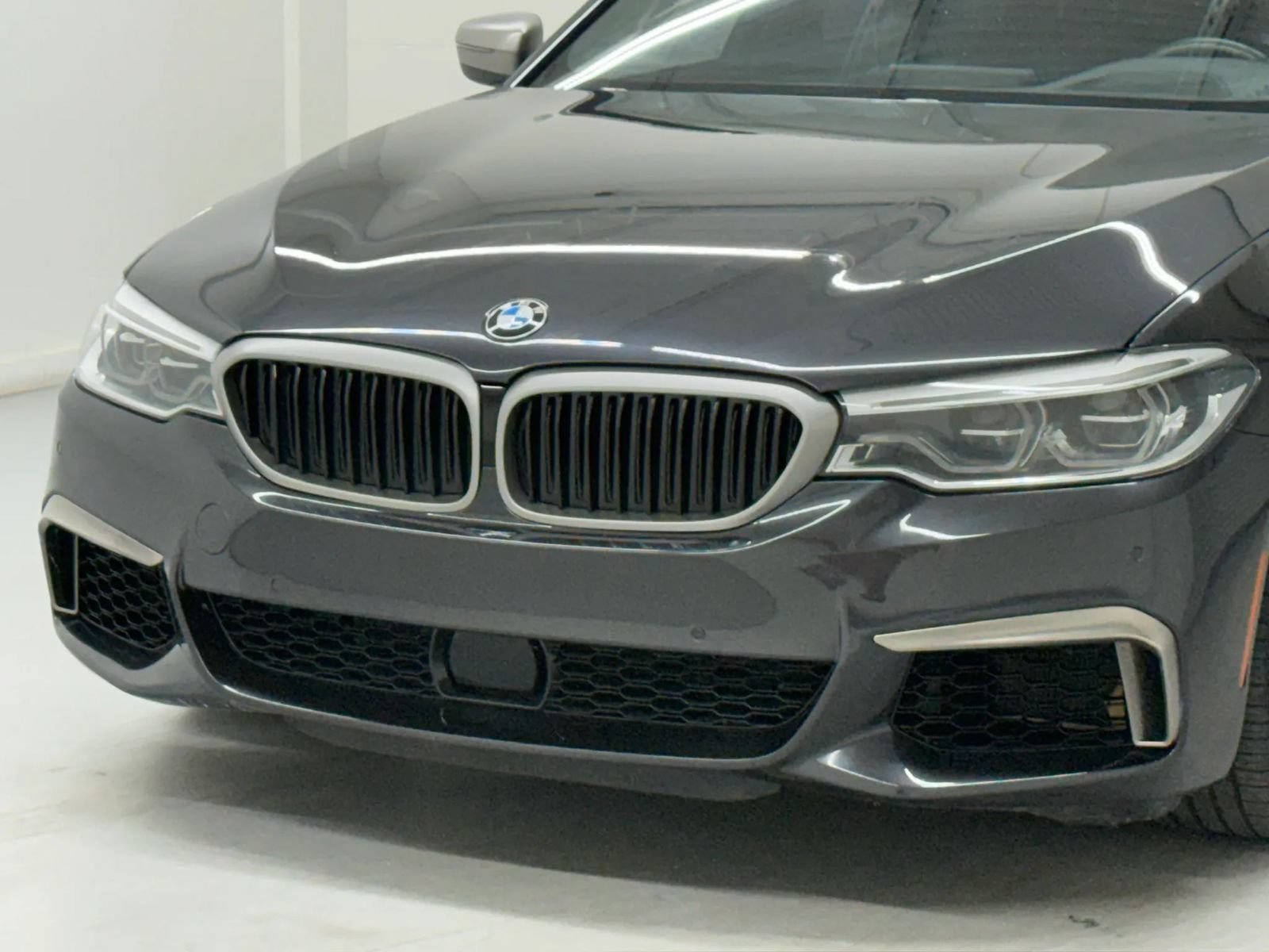 Used 2018 BMW M550i xDrive w/ Driving Assistance Package AWD/4WD image 42