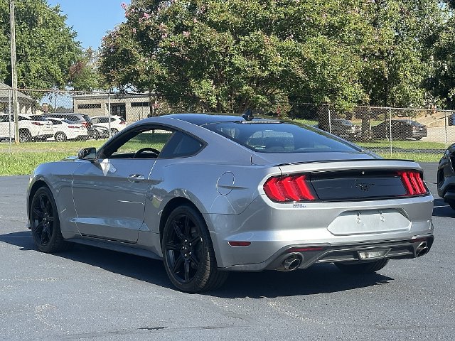 Used 2020 Ford Mustang Coupe w/ Black Accent Package RWD image 5