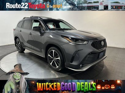 Used 2022 Toyota Highlander XSE