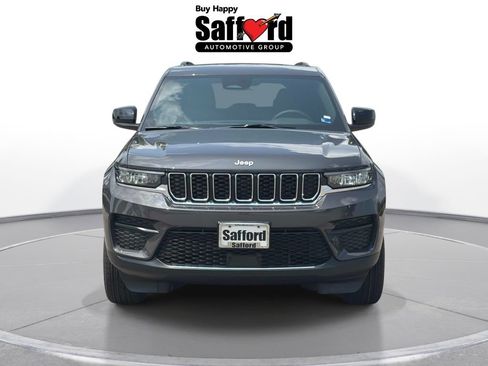 New 2026 Jeep Grand Cherokee Laredo AWD/4WD image 17