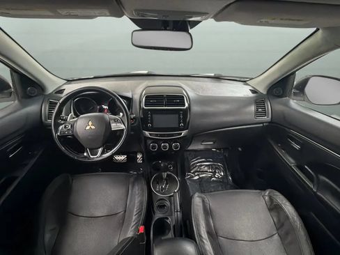Used 2017 Mitsubishi Outlander Sport SEL FWD image 9