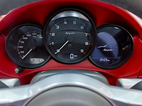 Used 2016 Porsche Boxster Spyder image 80