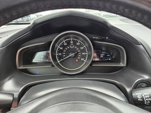 Used 2018 MAZDA MAZDA3 Touring FWD image 20