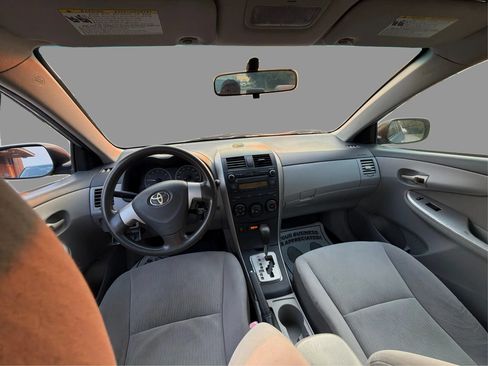 Used 2010 Toyota Corolla FWD image 28