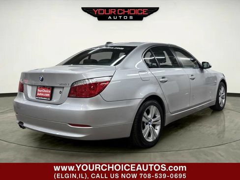 Used 2010 BMW 528i xDrive Sedan image 8