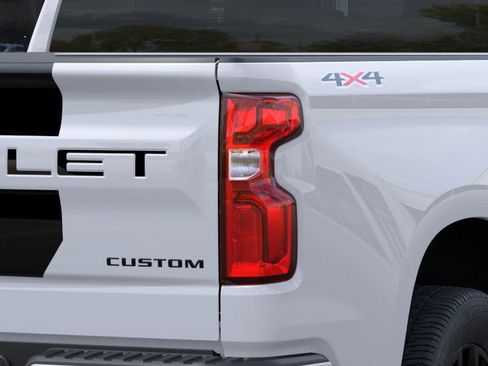 New 2026 Chevrolet Silverado 1500 Custom w/ Rally Edition image 35