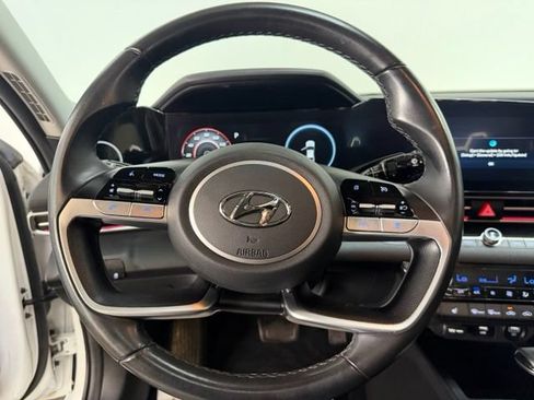Certified 2023 Hyundai Elantra Limited FWD image 27