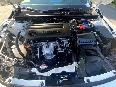 Used 2025 Honda Civic Sport image 29