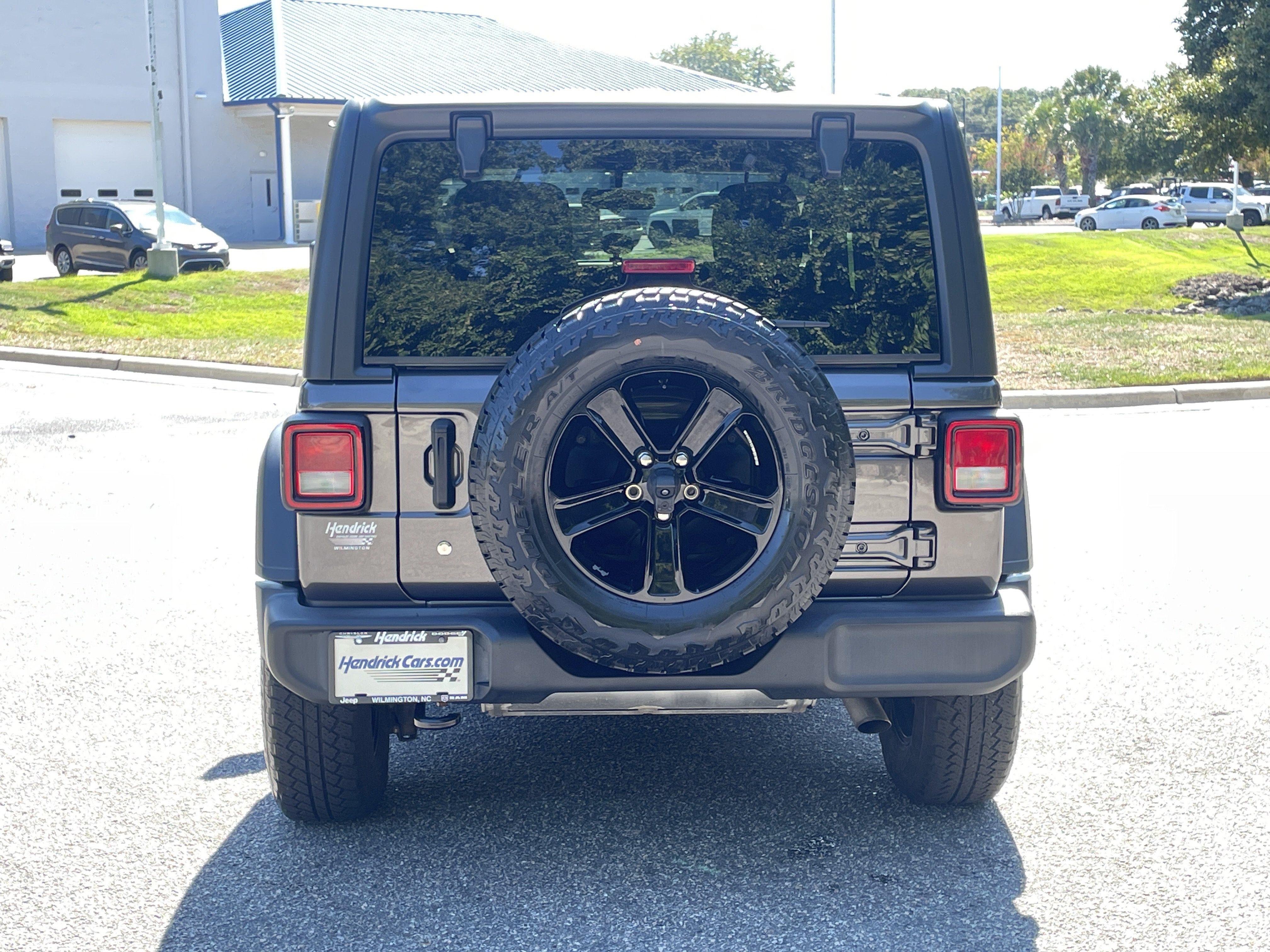 Used 2020 Jeep Wrangler Sport AWD/4WD image 8
