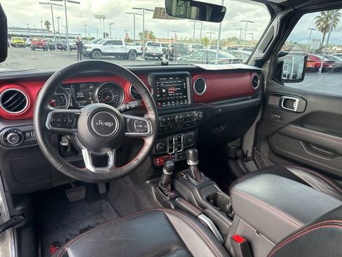 Certified 2021 Jeep Wrangler Unlimited Rubicon w/ Xtreme Recon 35" Tire Package image 18