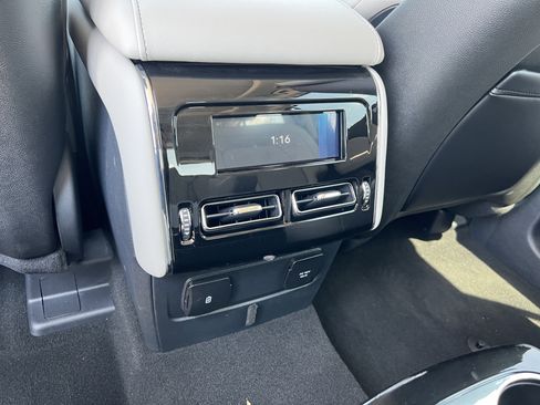 New 2025 Lincoln Aviator Reserve w/ Luxury Package image 29