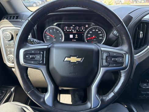 Used 2021 Chevrolet Silverado 1500 LTZ w/ LTZ Premium Package AWD/4WD image 19