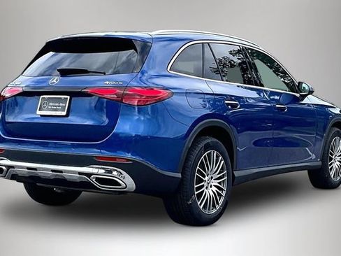 Used 2025 Mercedes-Benz GLC 300 4MATIC image 21