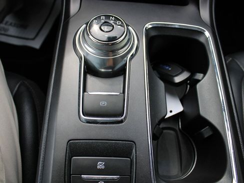 Used 2020 Ford Fusion Titanium FWD image 23