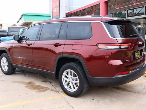 Used 2023 Jeep Grand Cherokee L Laredo image 6