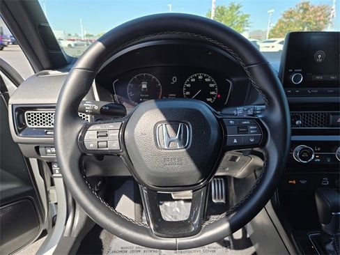 Used 2024 Honda Civic Sport image 25