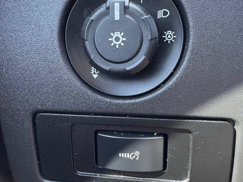 Used 2014 Ford F150 XLT w/ XLT Chrome Package RWD image 21