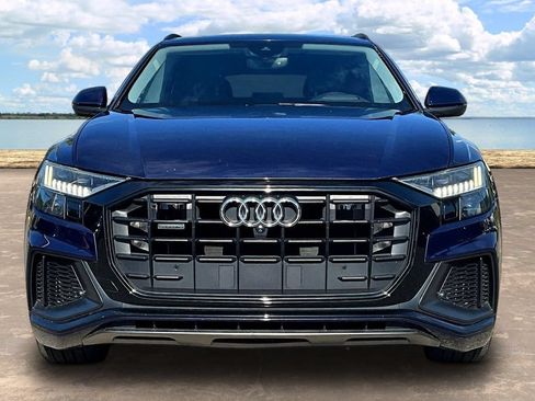 Used 2019 Audi Q8 Prestige w/ Adaptive Chassis Package AWD/4WD image 2