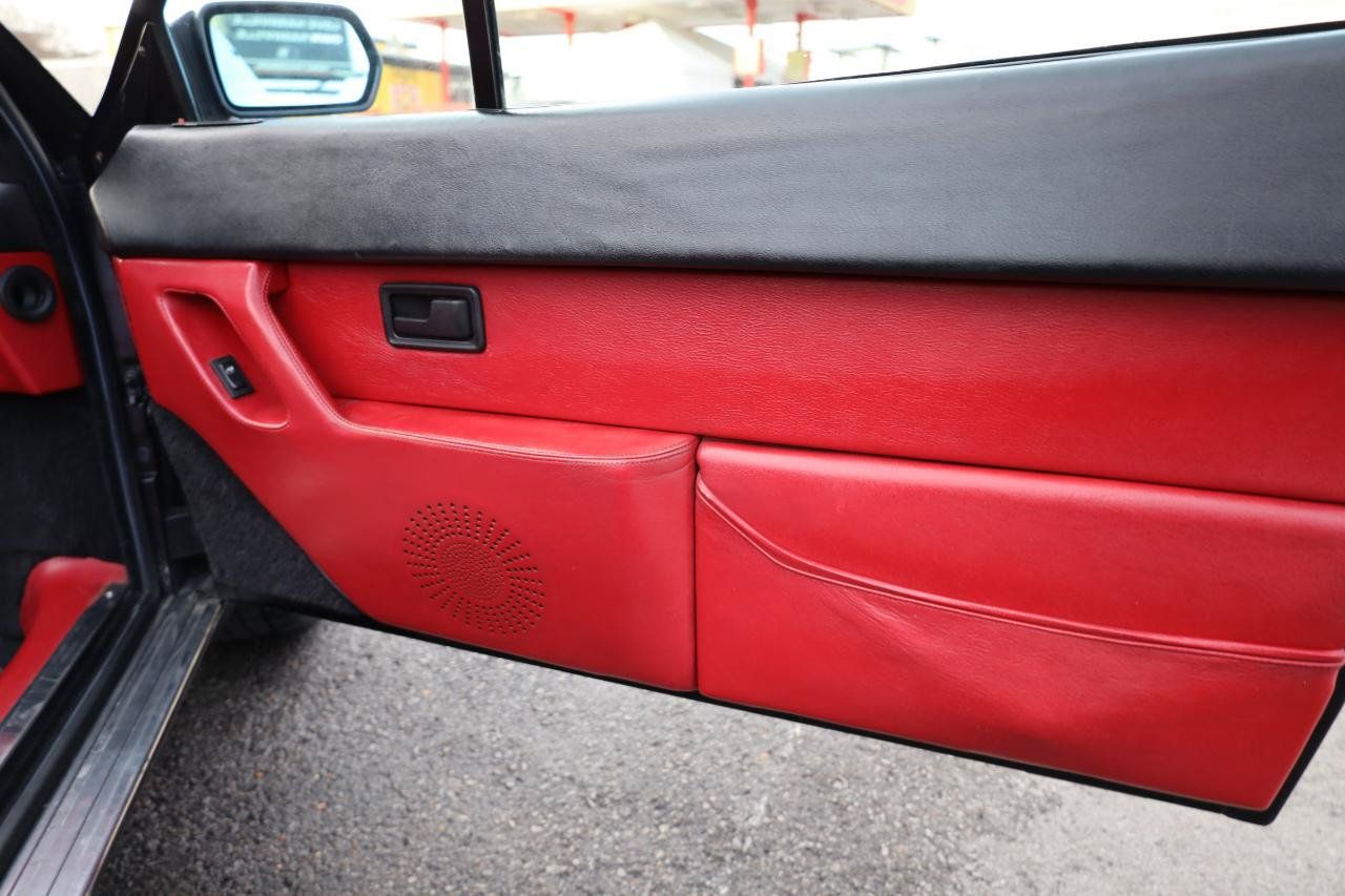 Used 1989 Ferrari Mondial T Cabriolet RWD image 43