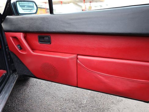 Used 1989 Ferrari Mondial T Cabriolet RWD image 43