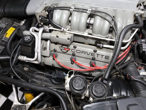 Used 1990 Chevrolet Corvette ZR-1 RWD image 66