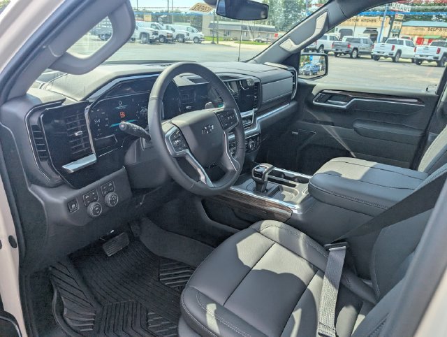 New 2026 Chevrolet Silverado 1500 RST w/ RST All Star Premium Package AWD/4WD image 16