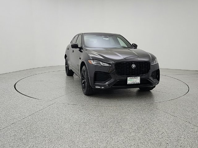 Certified 2026 Jaguar F-PACE R-Dynamic S AWD/4WD image 2