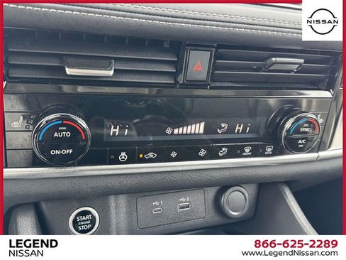 Used 2023 Nissan Rogue SV w/ SV Premium Package image 26