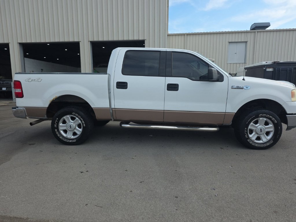 Used 2004 Ford F150 XLT AWD/4WD image 4