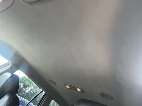 Used 2009 Buick Enclave CXL image 30