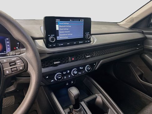 Used 2024 Honda Accord EX image 25