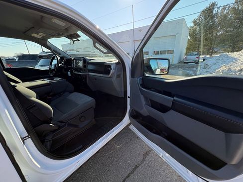 Used 2023 Ford F150 XLT w/ Trailer Tow Package image 17