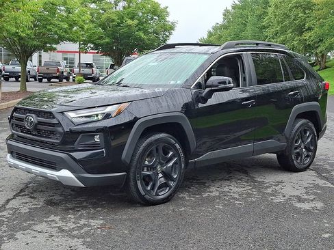 Used 2022 Toyota RAV4 Adventure AWD/4WD image 5