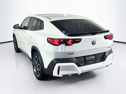 Used 2026 BMW X2 xDrive28i w/ Convenience Package AWD/4WD image 5