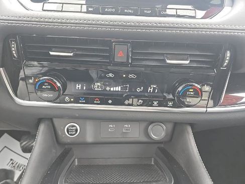 Certified 2023 Nissan Rogue SL w/ SL Premium Package image 19