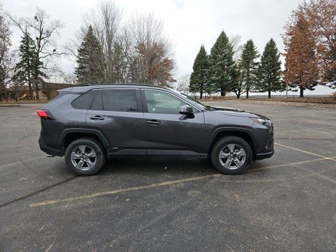 Used 2025 Toyota RAV4 XLE image 7