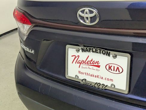 Used 2022 Toyota Corolla LE FWD image 8