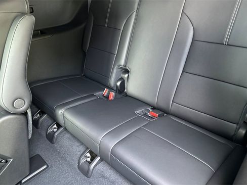 New 2025 GMC Acadia Elevation w/ Elevation Premium Package image 13