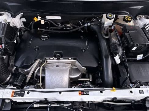 Used 2018 GMC Terrain Denali w/ Advanced Safety Package image 15