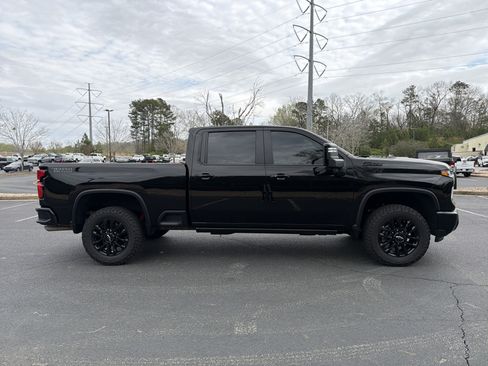 Used 2025 Chevrolet Silverado 2500 LT w/ Trail Boss Package image 4