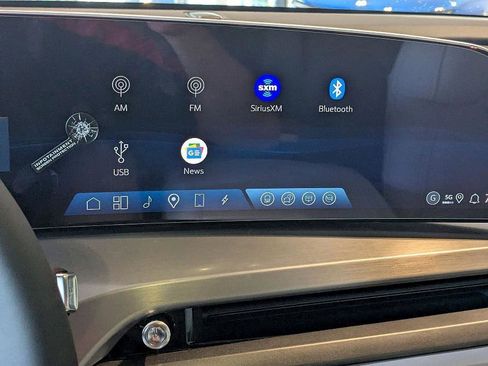 New 2026 Cadillac Vistiq Luxury image 17