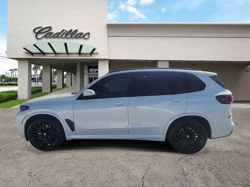 Used 2024 BMW X5 sDrive40i w/ M Sport Package RWD image 2
