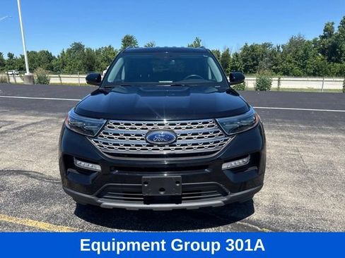 Used 2023 Ford Explorer Limited w/ Equipment Group 301A AWD/4WD image 3